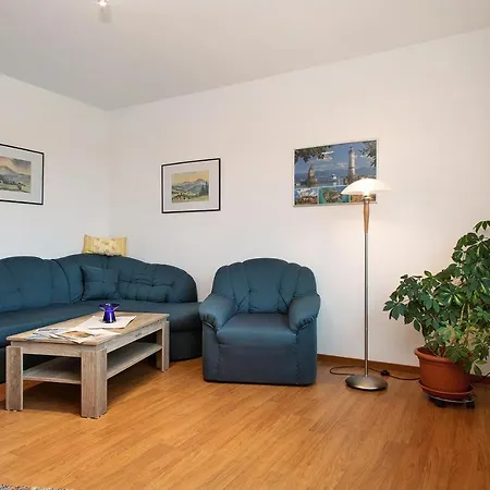 Garloff Apartment Weissensberg