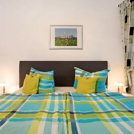 Garloff Apartment
